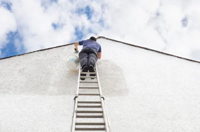 Peinture extérieure à Queyrières — façades et ravalement
